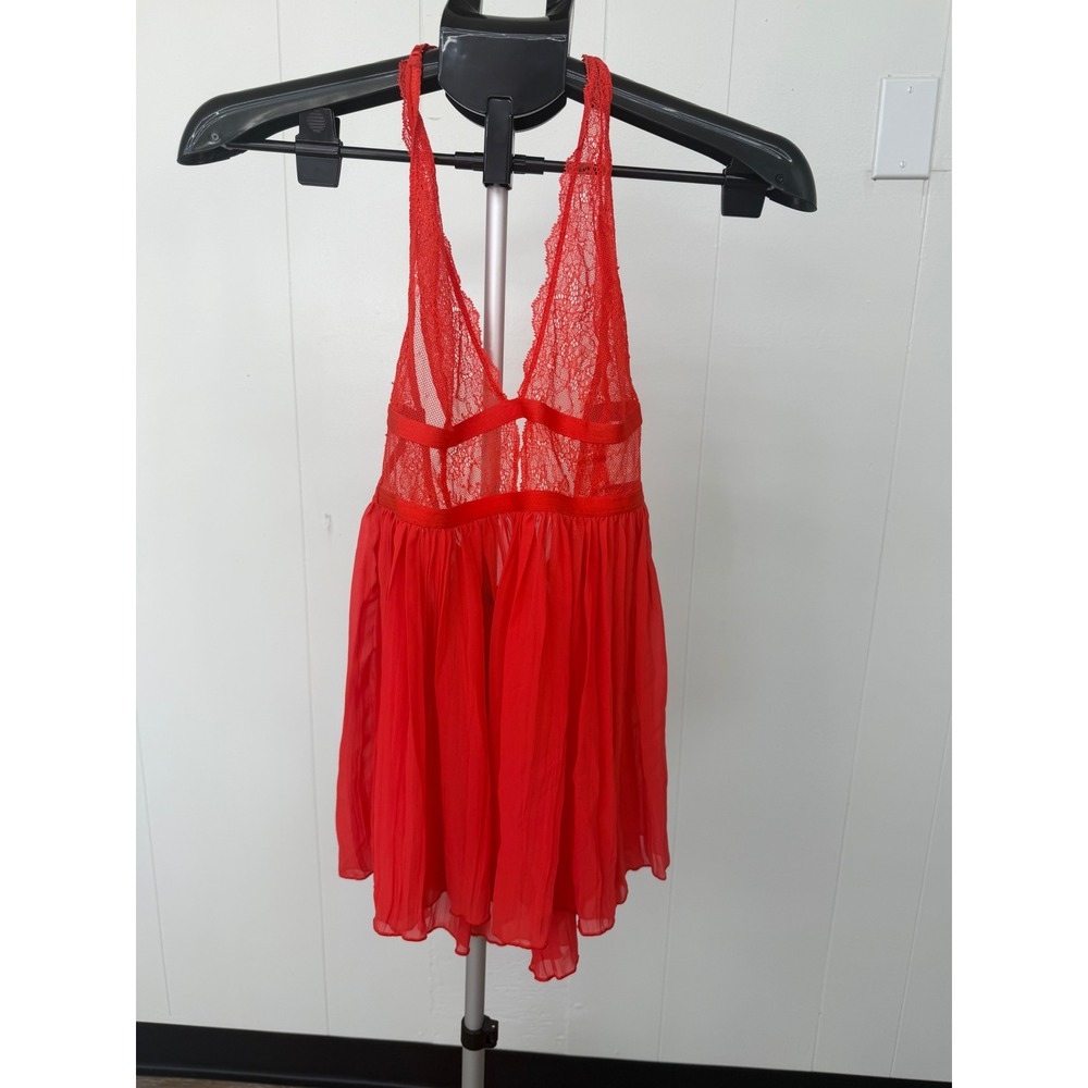 Victoria's Secret Babydoll Women M Red Excellent Lace Pleated Halter Lingerie